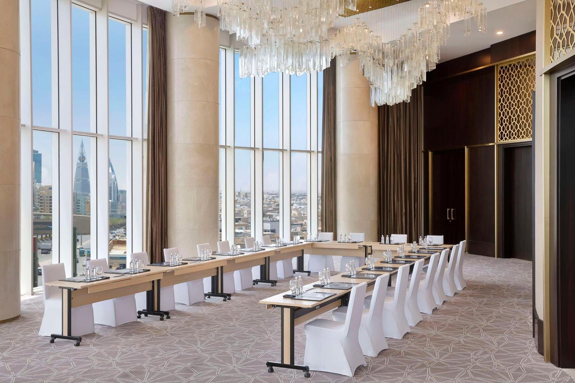 Hilton Riyadh Olaya Buitenkant foto