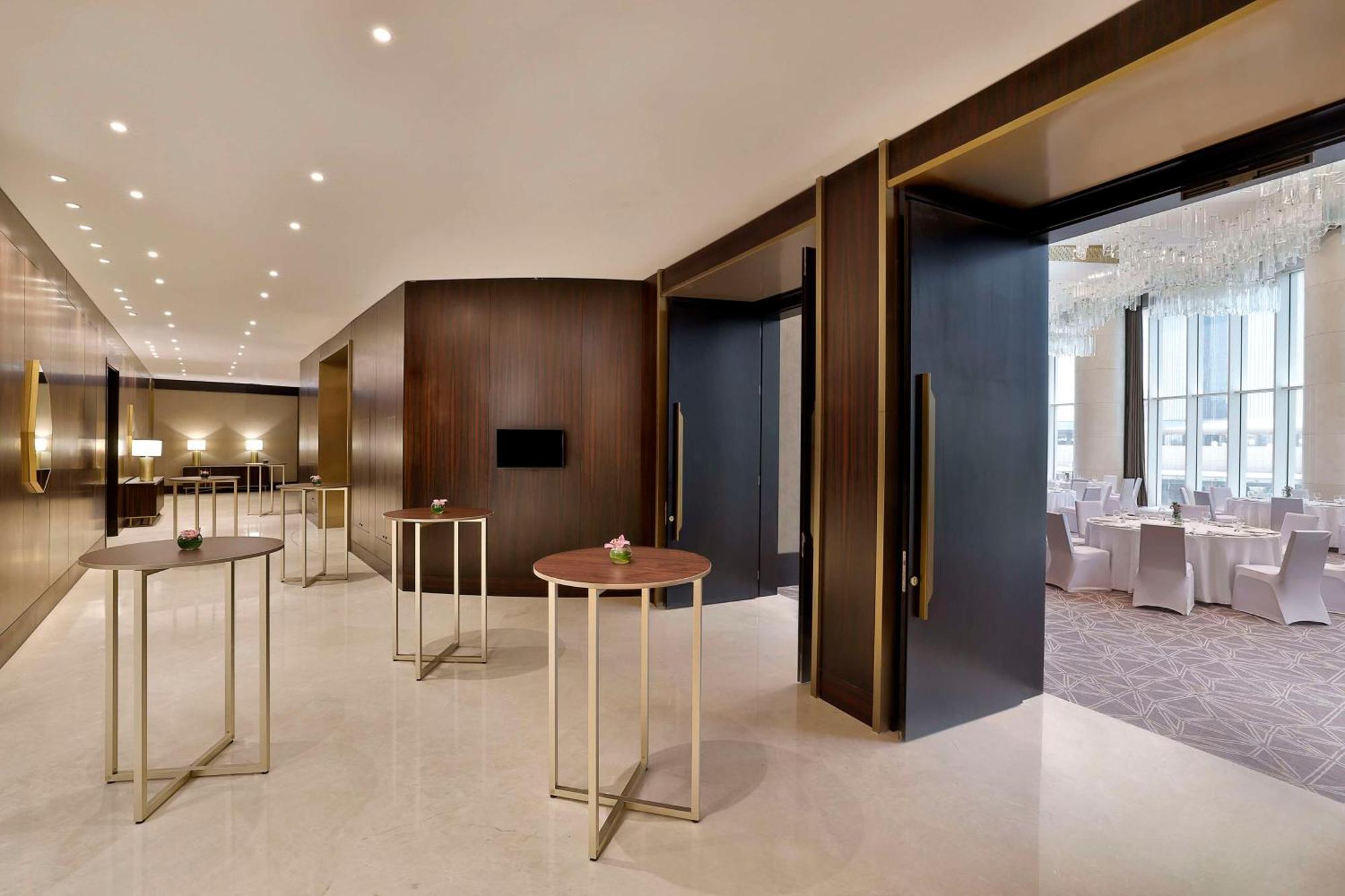 Hilton Riyadh Olaya Buitenkant foto